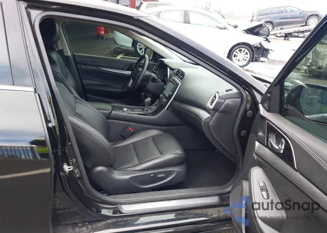 2017 Nissan Maxima 3.5 Sl z USA, uszkodzony, nr VIN 1N4AA6AP4HC455823